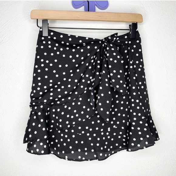 PRINCESS POLLY Black White Polka Dot Wrap Skirt M 8 - Picture 3 of 5